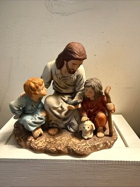 Vintage “The Fisherman” Masterpiece Porcelain  1983  5.5 Inches Tall Read
